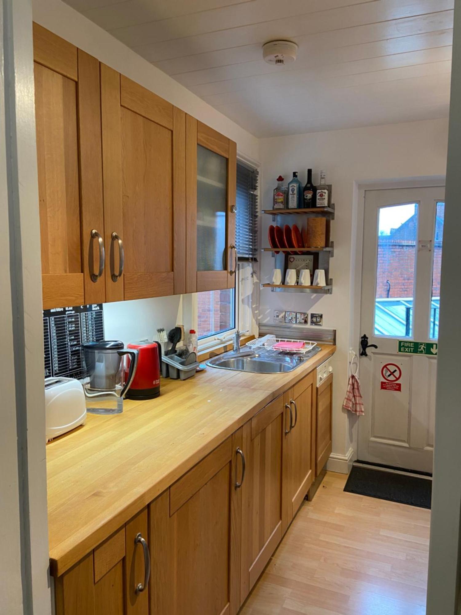 Deluxe Three Bed Bnb In Henley-On-Thames Near Station River & Town Centre Esterno foto