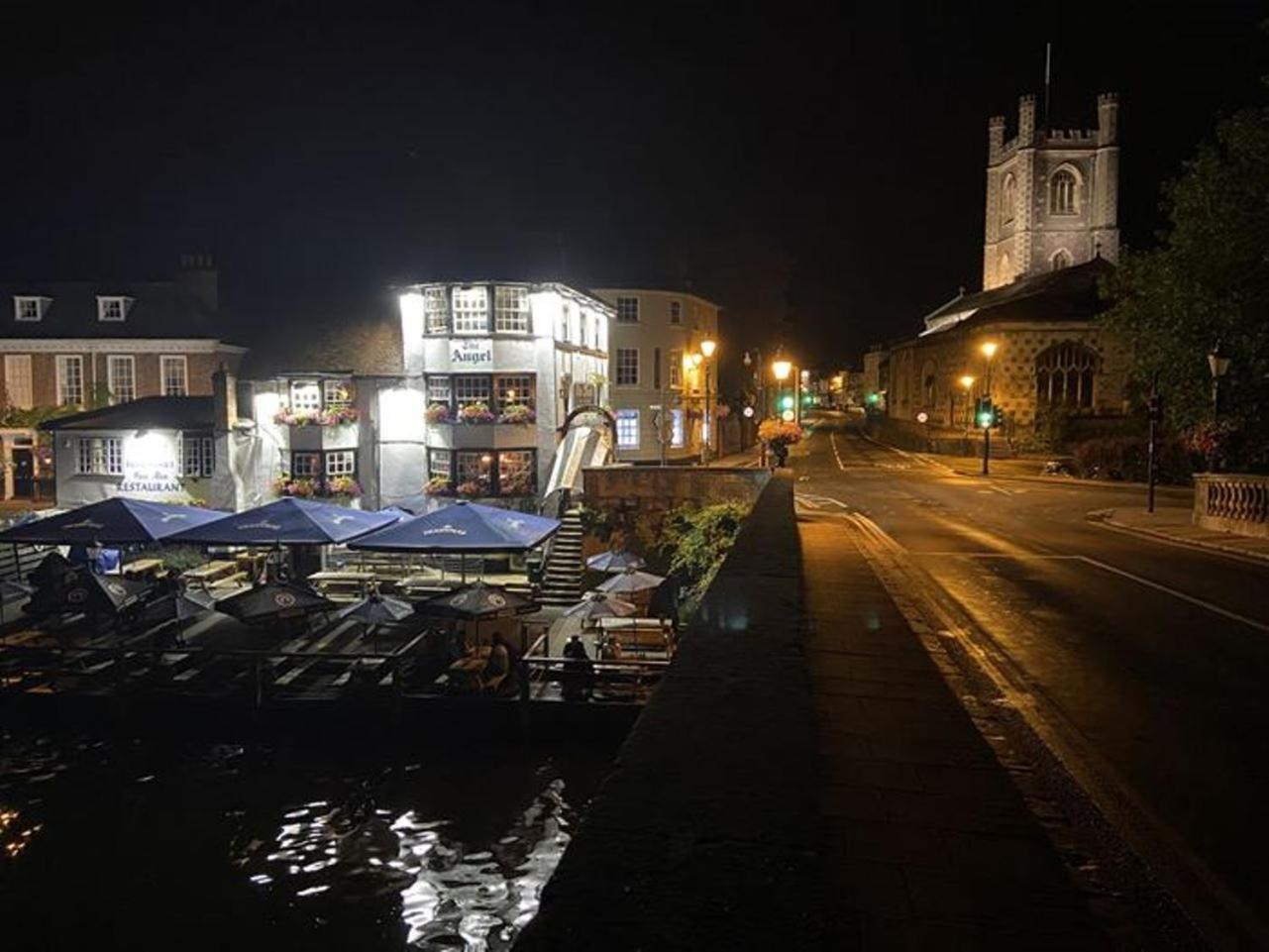 Deluxe Three Bed Bnb In Henley-On-Thames Near Station River & Town Centre Esterno foto