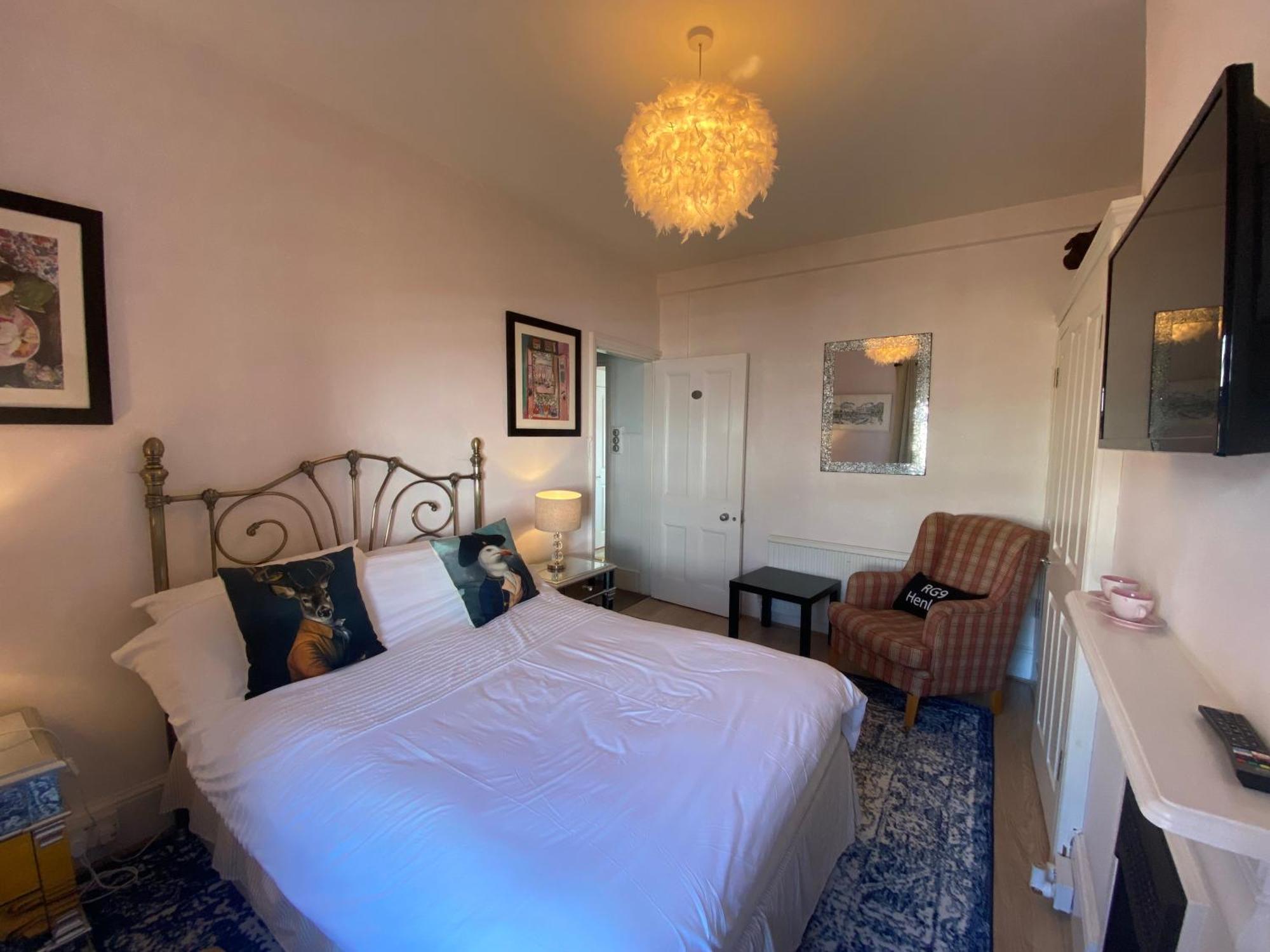 Deluxe Three Bed Bnb In Henley-On-Thames Near Station River & Town Centre Esterno foto